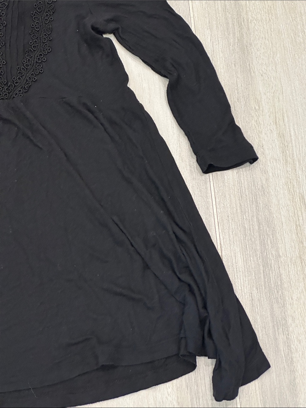 Free People XS Black 3/4 Sleeve Tunic with Button-Front Detail - Picture 6 of 12